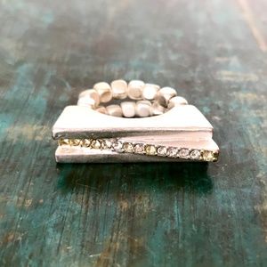 Silver Diamante Aqueduct Ring